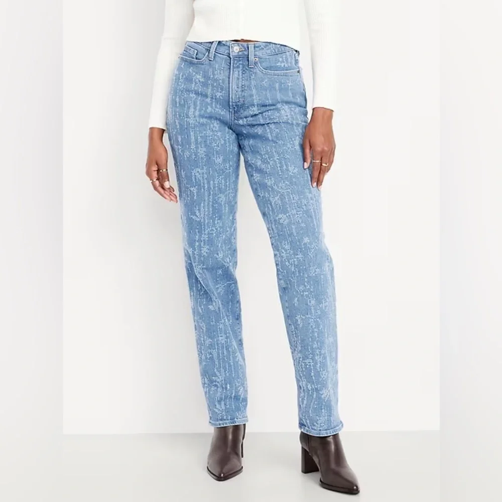 NWT! Old Navy Curvy High-Waisted OG Loose Textured Jeans - Size 2 Tall